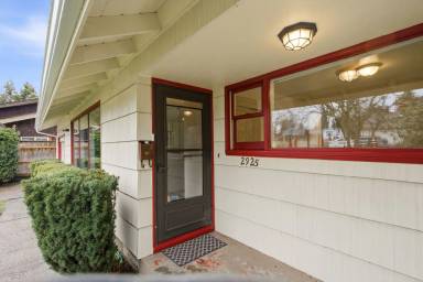 Main picture of 2925 Charnelton St