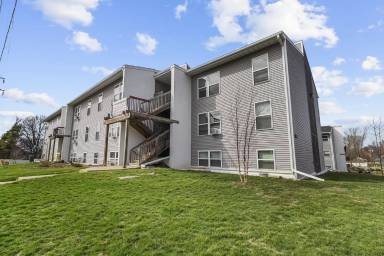 Main picture of Willowbrook Apartments