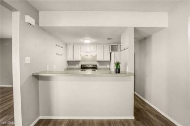 Main picture of Tollgate Condominiums