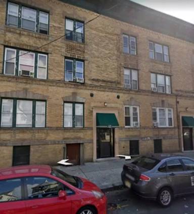 Main picture of 39 Henry St