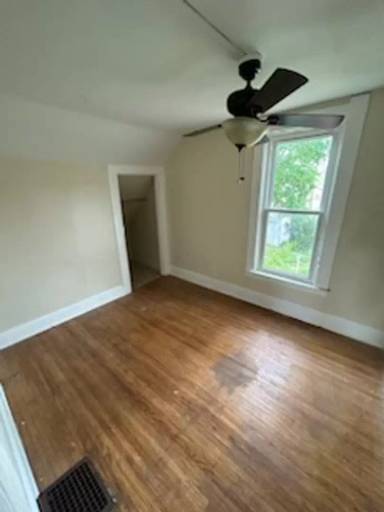 Main picture of 527 White St