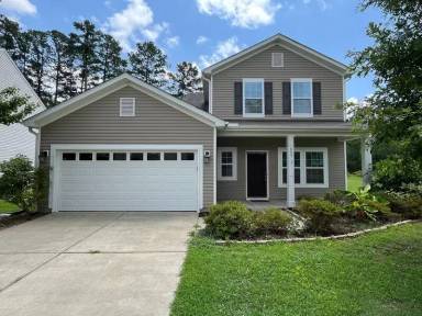 Main picture of 823 Poplar St