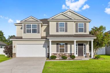 Main picture of 33 Rhett Ln