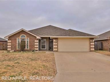 Main picture of 233 Sugarberry Ave
