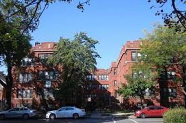 Main picture of 7024 S Paxton Ave