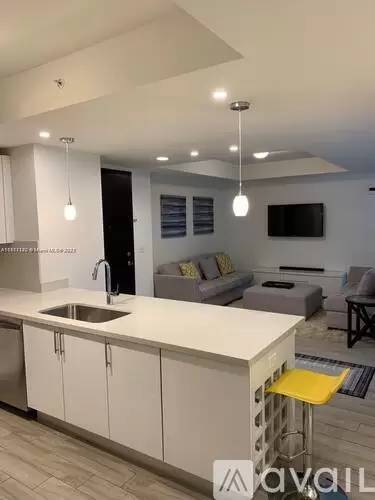 Main picture of Nine At Mary Brickell Village