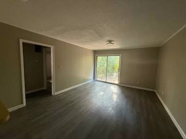 Main picture of 504 Pickett St SW