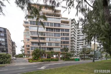 Main picture of 2979 Kalakaua Ave