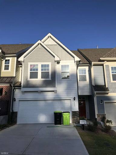 Main picture of 535 Wayland Grove Ln