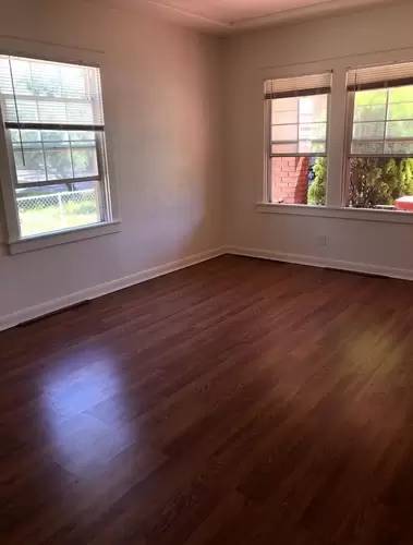 Main picture of 302 6th St