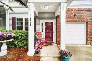 Main picture of 16742 Commons Creek Dr