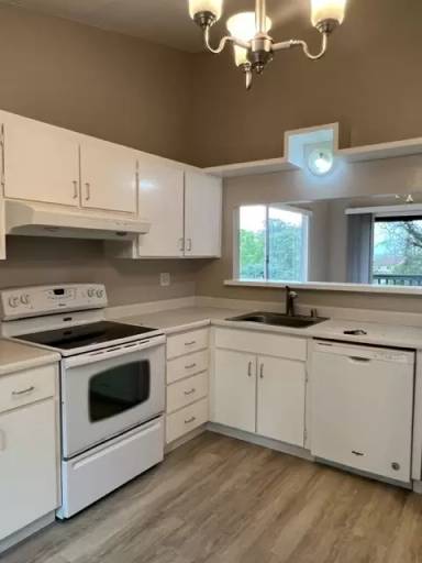 Main picture of 1632 Ashwood Dr