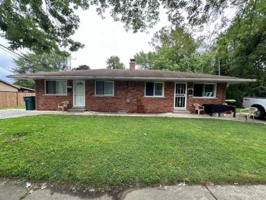Main picture of 819 Frank Ave