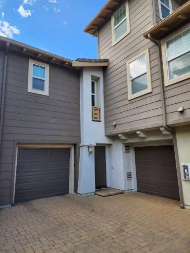 Main picture of 24779 Valleywalk St