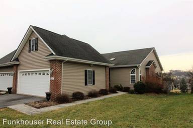 Main picture of 401 Silver Oaks Dr