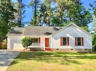 Main picture of 634 Greenwich Dr