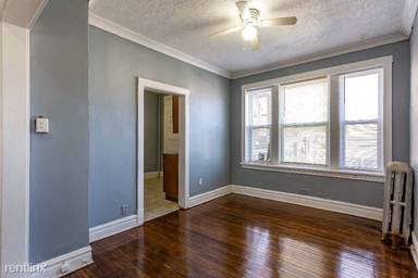 Main picture of 9649 S Forest Ave