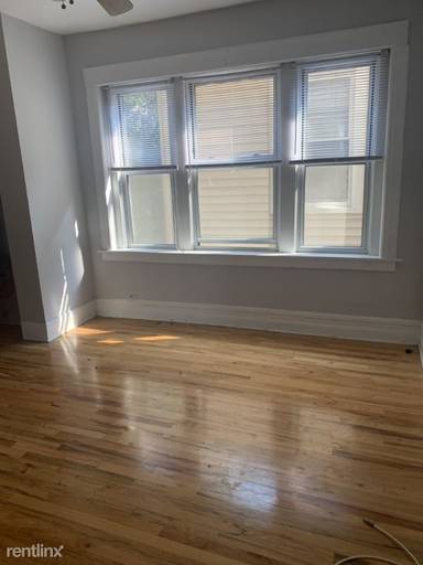 Main picture of 2545 N Seminary Ave