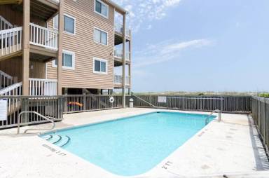 Main picture of 1101 Lake Park Blvd S