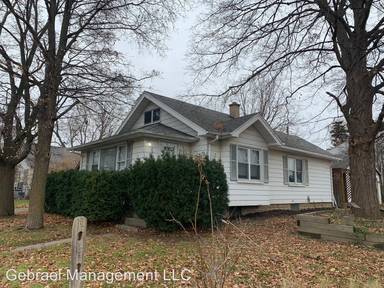 Main picture of 2102 N Averill Ave