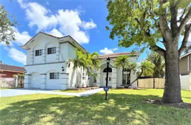 Main picture of 14807 SW 180th Ter