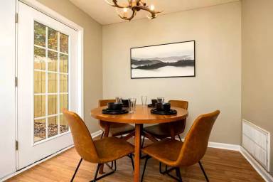 Main picture of 1418 William Holt Dr