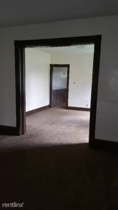 Main picture of 418 N Jefferson St