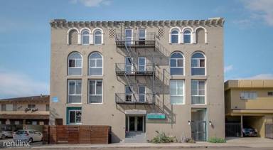 Main picture of 1417 N Bronson Ave