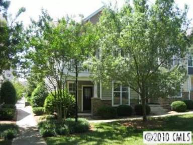Main picture of 11025 Dundarrach Ln
