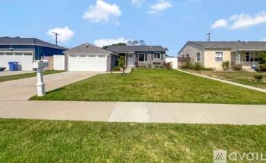 Main picture of 4203 Lomina Ave