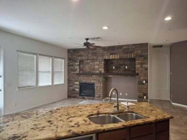 Main picture of 18447 W Verdin Rd