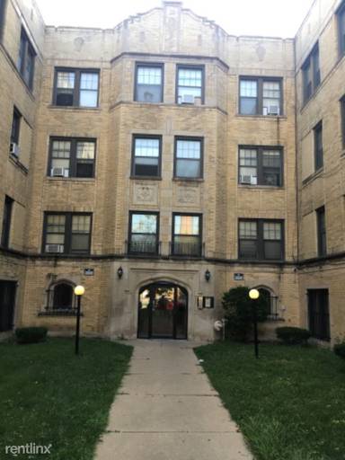 Main picture of 6940 S Clyde Ave