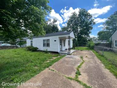Main picture of 702 10th St NW