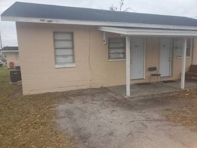 Main picture of 410 SW 2nd St