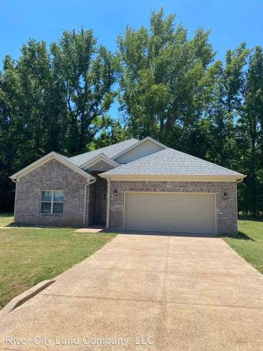 Main picture of 77 Anna Ln