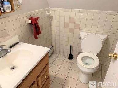 Main picture of 44 Quint Ave