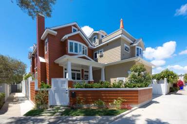 Main picture of 734 Olive Ave