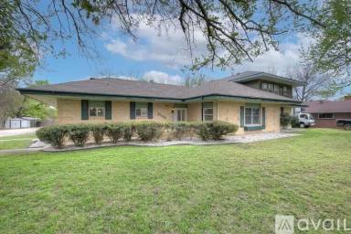 Main picture of 2508 Washington St