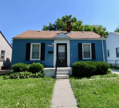 Main picture of 18573 Washtenaw St