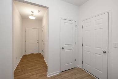 Main picture of 529 Elizabeth Ave