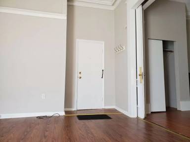 Main picture of 185 Park Ave