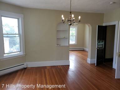 Main picture of 113 W Main St