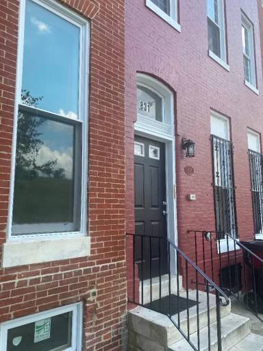Main picture of 831 E Chase St