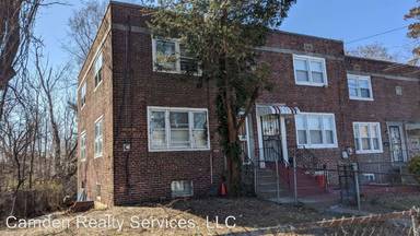Main picture of 417 Royal Ave