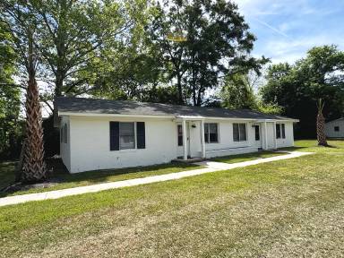 Main picture of 4208 Park Ave