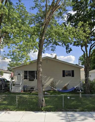 Main picture of 731 Saint Louis Ave