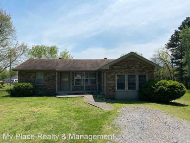 Main picture of 2518 Woodlawn Rd
