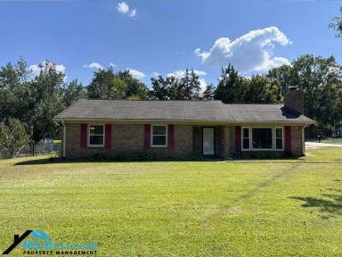 Main picture of 200 Infinity Rd