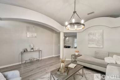 Main picture of 511 N Pine Meadow Dr