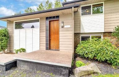 Main picture of 9302 9th Dr SE